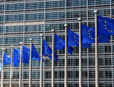 Ευρωπαίος επίτροπος: «Έφτασε η ώρα για μια αναλυτική αξιολόγηση των σχέσεων ΕΕ - Τουρκίας»